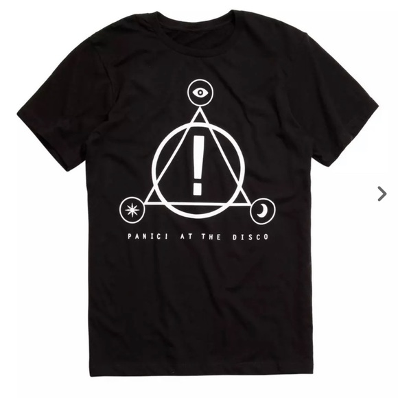 Hot Topic Tee - Picture 4 of 5